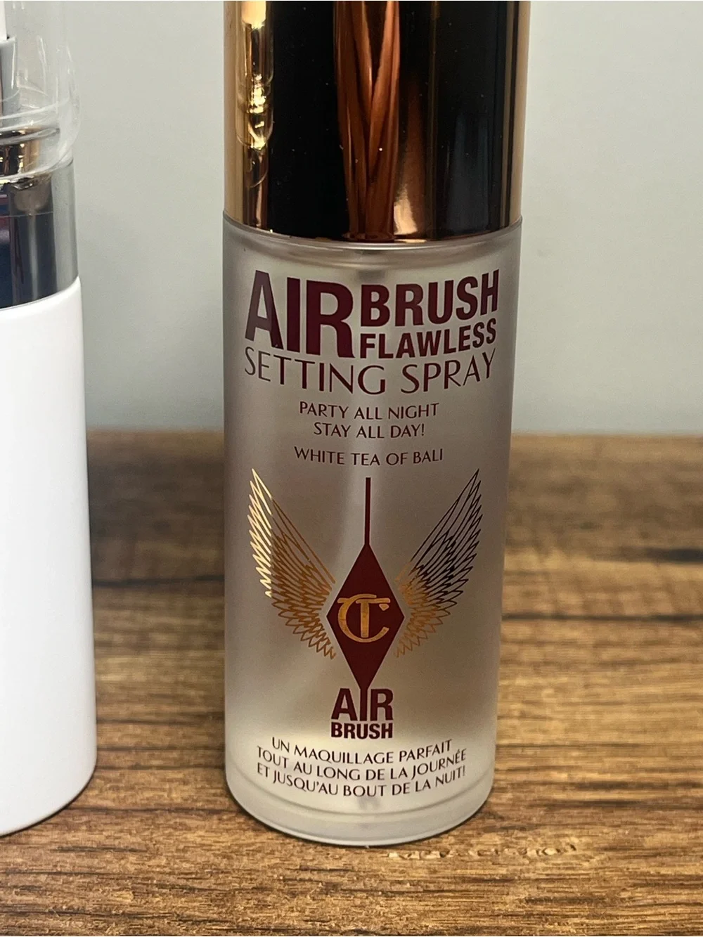 Charlotte Tilbury Airbrush Flawless & Makeup By Mario Setting Spray